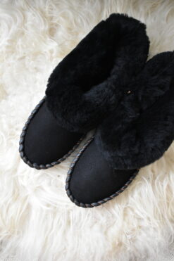 Men's Sheepskin Moccasin Slippers