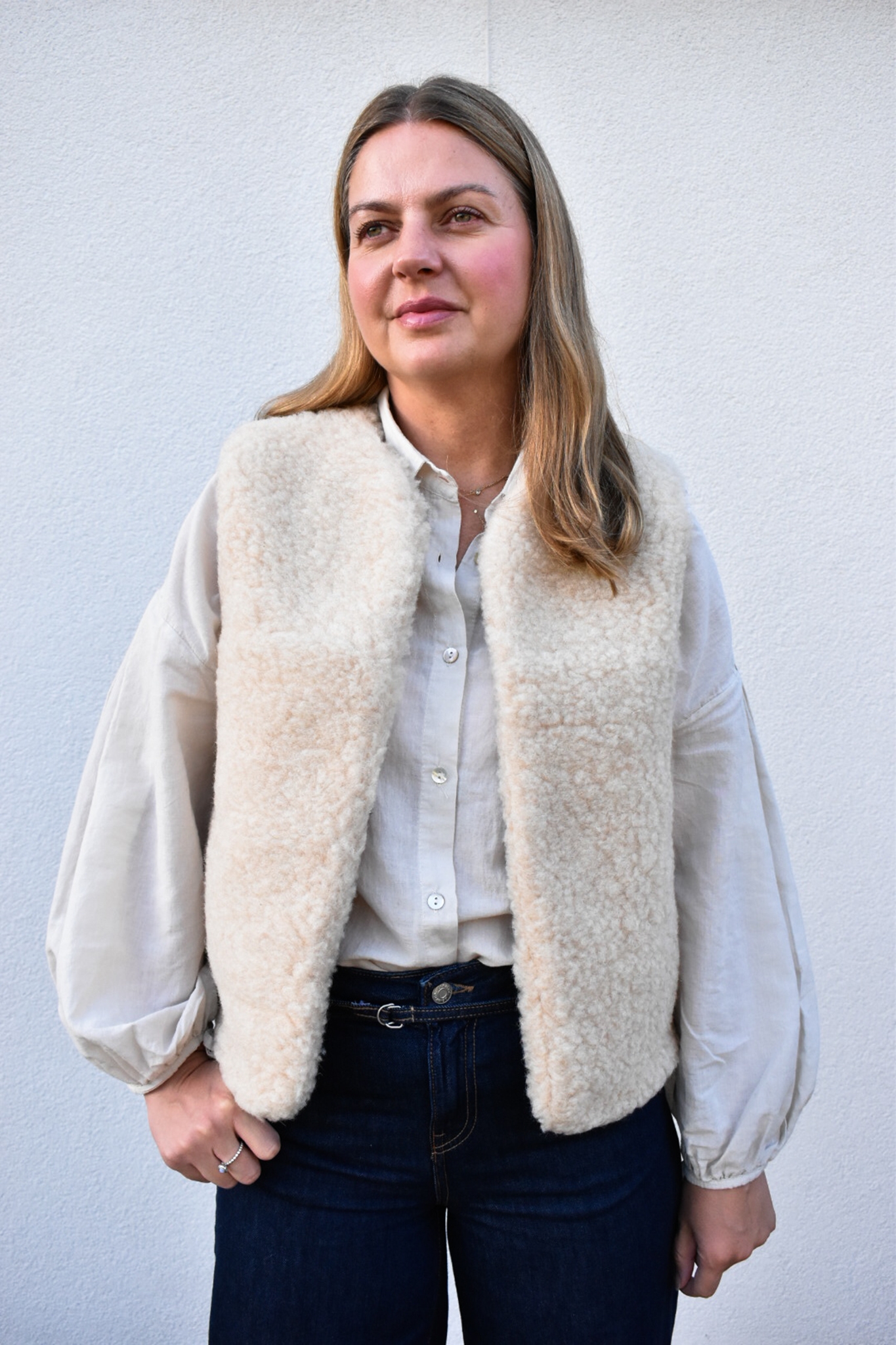 Short Merino Wool Gilet - Image 5