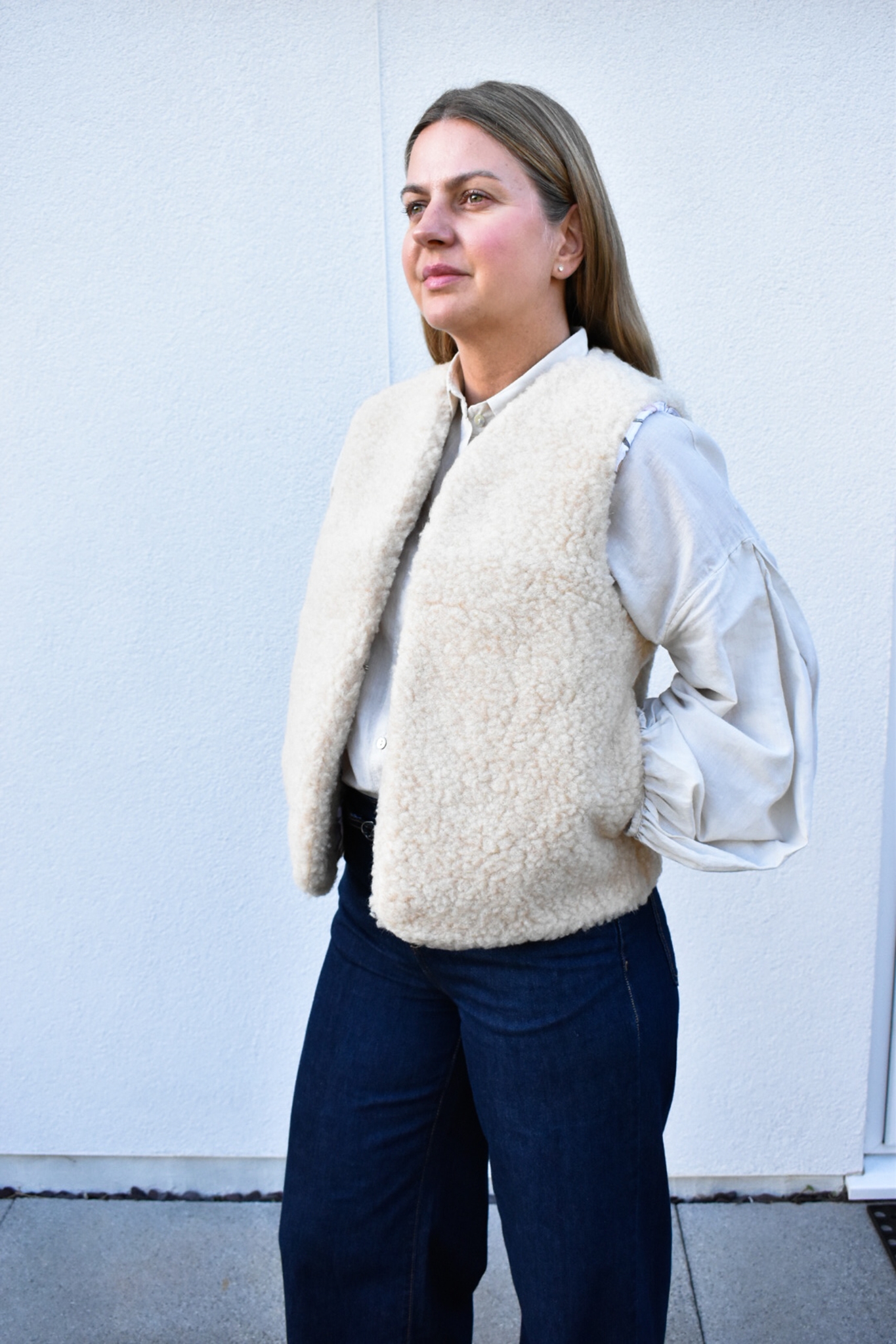 Short Merino Wool Gilet - Image 3